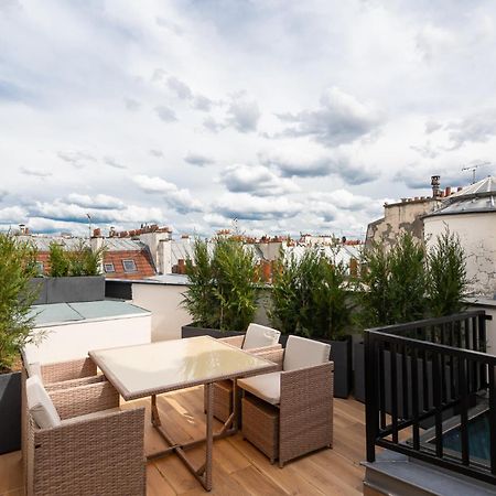 Les Suites Hcr París Exterior foto