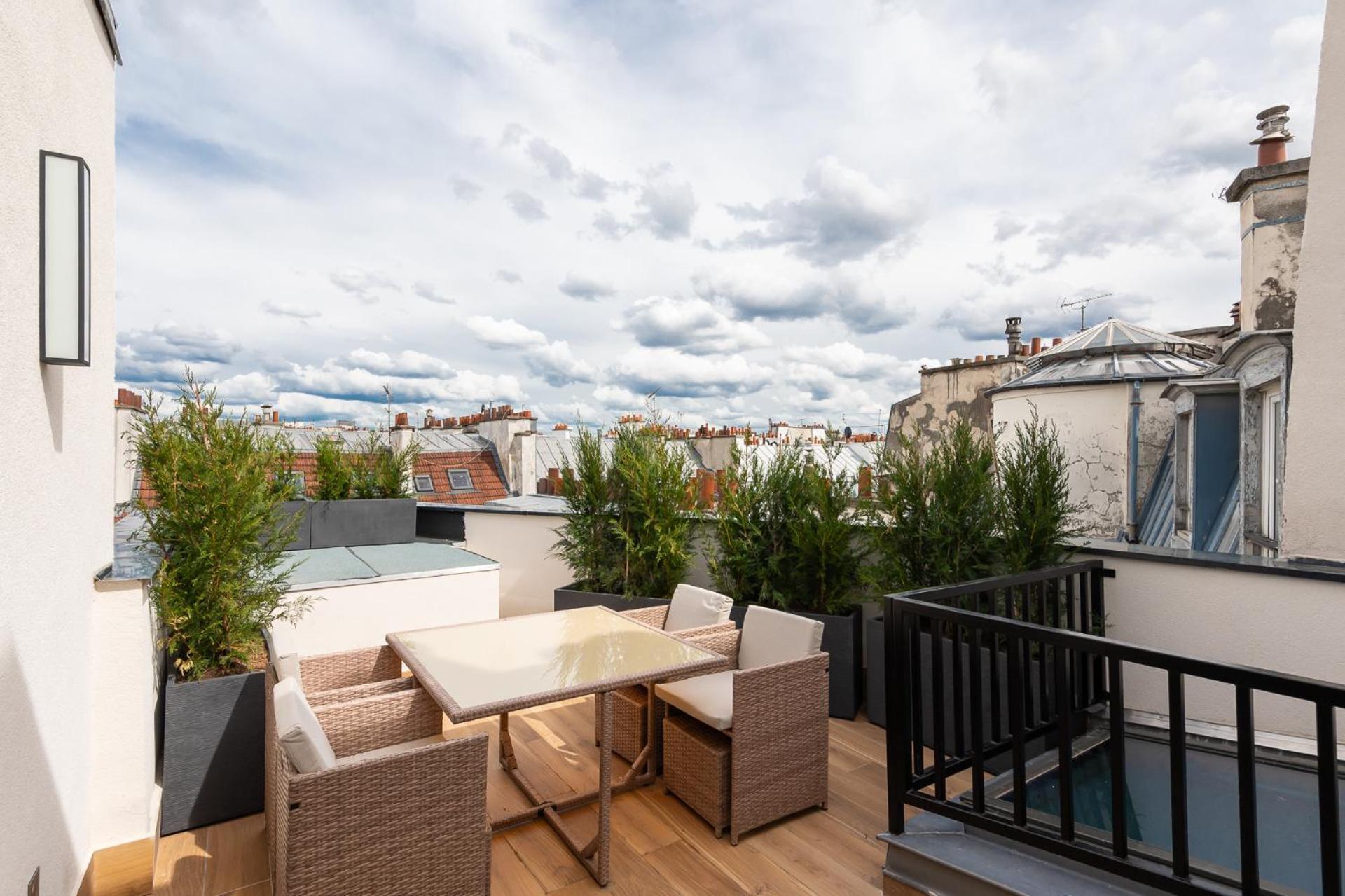 Les Suites Hcr París Exterior foto