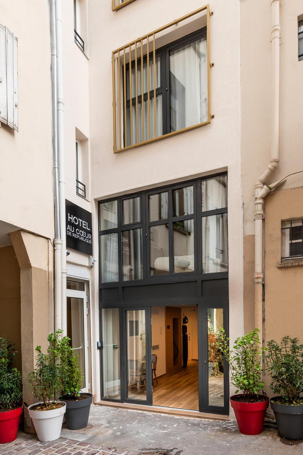 Les Suites Hcr París Exterior foto